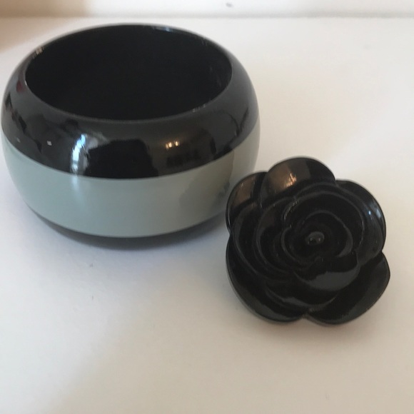 Fashion Jewelry - Picture 1 of 1
